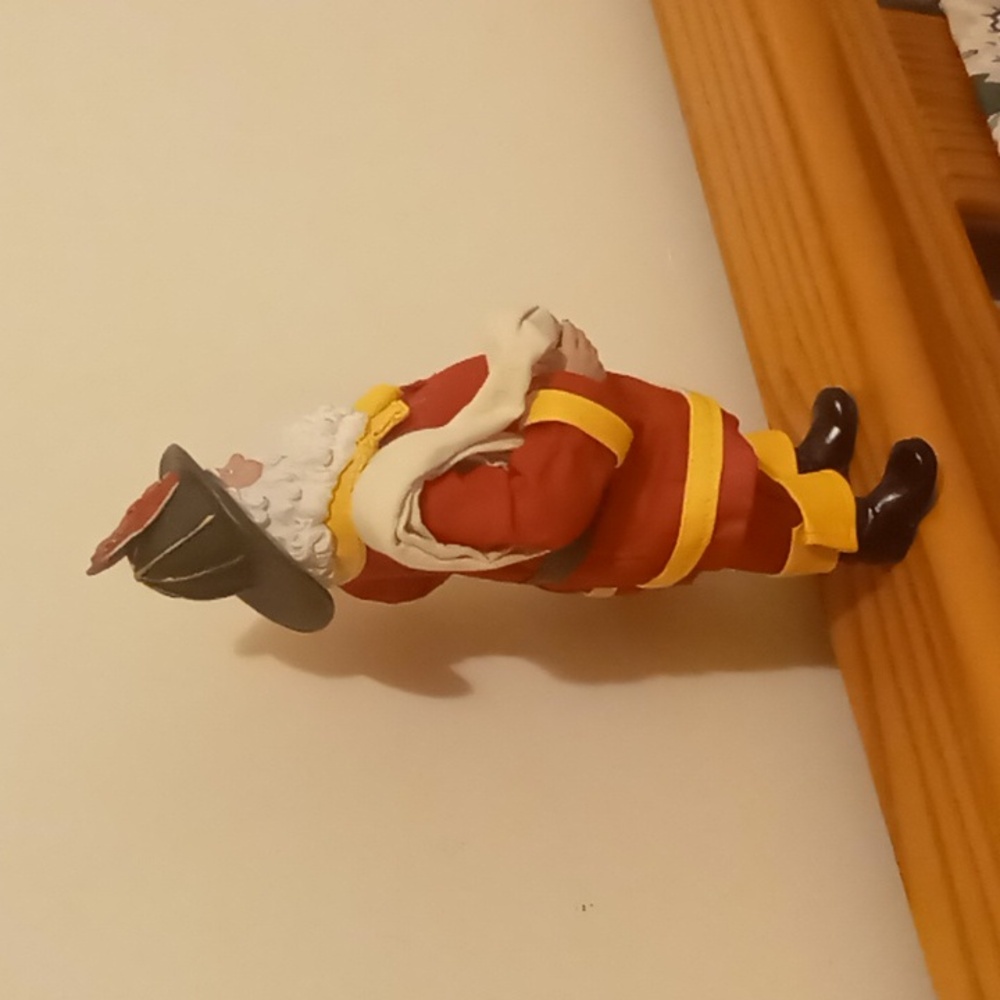 FIREMEN SANTA WITH HOSE AND DALMATIAN FIGURINE 11"TALL - Picture 4 of 8